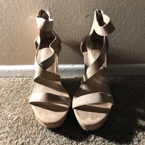 Super cute nude wedges!